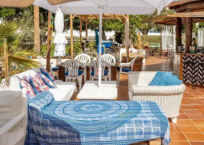 Paradise Flat Near Hard Rock With Pool Apartment